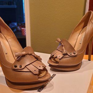 NICHOLAS KIRKWOOD Leather Tassel Accents Pumps 9M